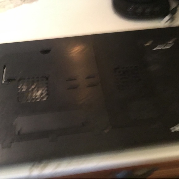 SHARPER IMAGE Folding Laptop Desk w USB PORTS! Adjust to 5-6 Different Levels! - Picture 3 of 4